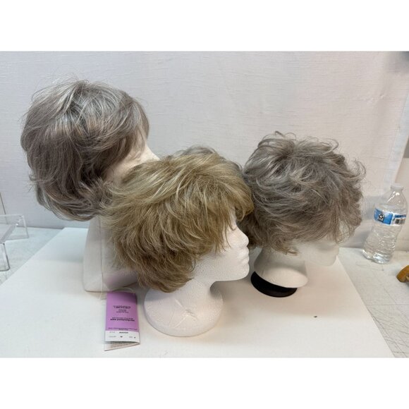 Ladies full Wigs Paula Young and more - Picture 2 of 13